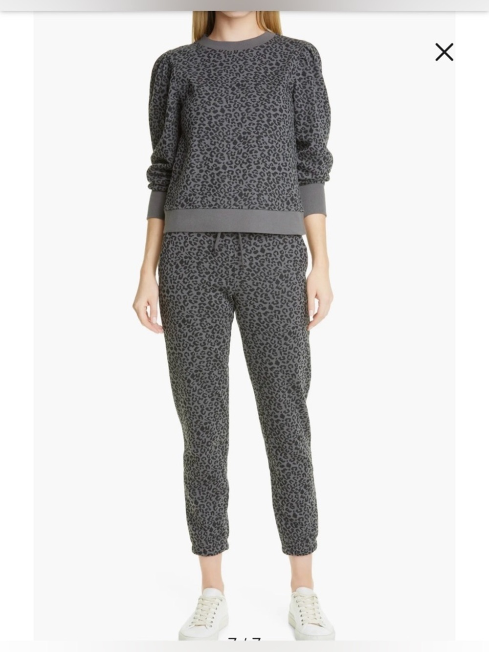 Rails Marcie Cheetah Print Grey Cotton Blend
Sweatshirt and Jogger Set Size M